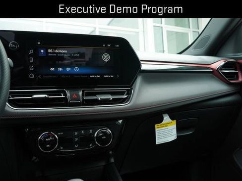 Used 2026 Chevrolet TrailBlazer RS w/ Convenience Package AWD/4WD image 18