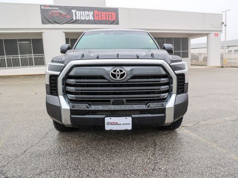 Used 2025 Toyota Tundra Limited w/ Power Package AWD/4WD image 3