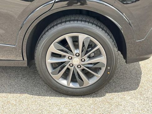 Certified 2021 Buick Encore GX Preferred w/ Sport Touring Package FWD image 14