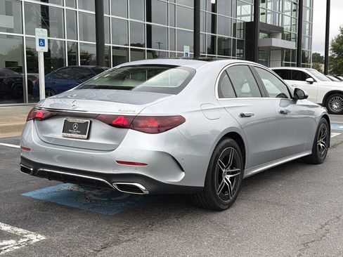 New 2026 Mercedes-Benz E 350 4MATIC Sedan image 3
