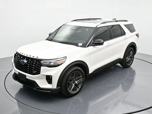 New 2026 Ford Explorer ST w/ Sun And Sound Package image 28