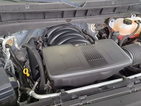 Used 2024 Chevrolet Tahoe LT image 31