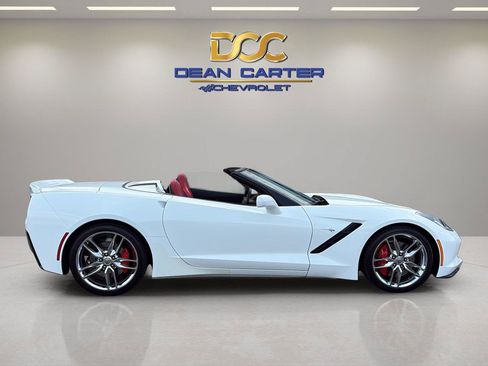 Used 2018 Chevrolet Corvette Stingray Convertible RWD image 6