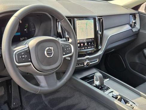 Certified 2024 Volvo XC60 T8 Core AWD/4WD image 10