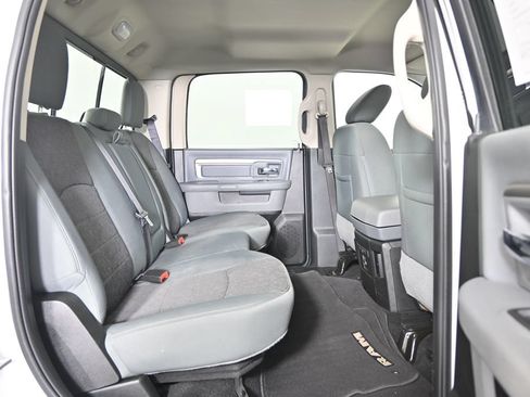 Used 2018 RAM 1500 Big Horn AWD/4WD image 16
