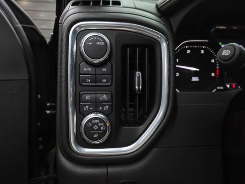 Used 2022 GMC Sierra 2500 Denali AWD/4WD image 31