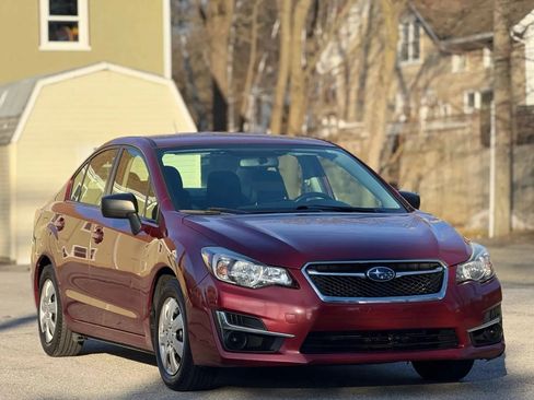 Used 2015 Subaru Impreza 2.0i image 2