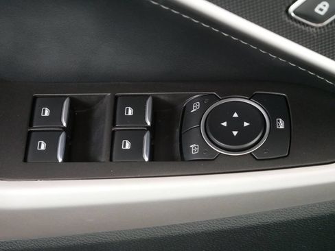 Certified 2023 Ford Explorer XLT w/ Equipment Group 202A AWD/4WD image 15