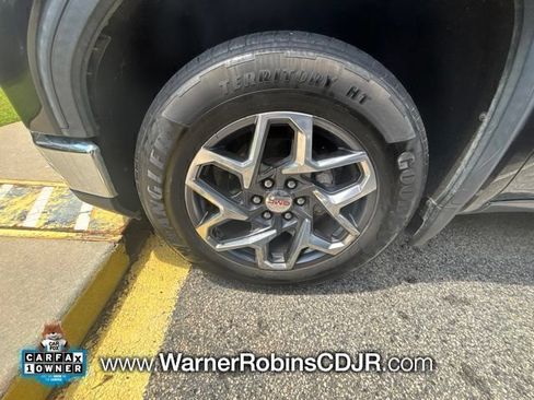 Used 2022 GMC Sierra 1500 SLE AWD/4WD image 4