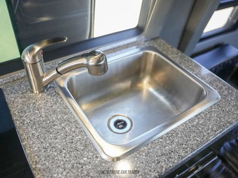 Used 2017 Mercedes-Benz Sprinter 3500 image 73