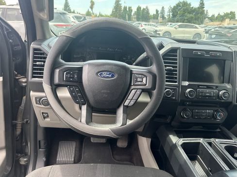 Used 2018 Ford F150 XL w/ Equipment Group 101A Mid RWD image 16