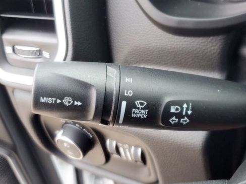 Used 2026 RAM 1500 Laramie AWD/4WD image 29