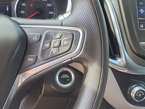 Certified 2024 Chevrolet Equinox LS w/ LS Convenience Package AWD/4WD image 18