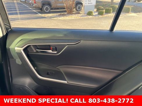 Used 2019 Toyota RAV4 XLE image 13