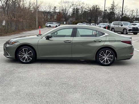 Certified 2025 Lexus ES 350 w/ Premium Package image 8