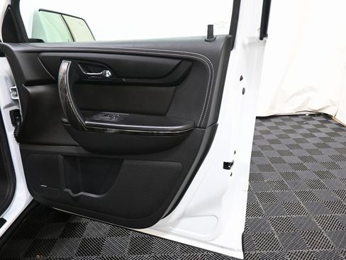 Used 2017 GMC Acadia Limited SLT image 21