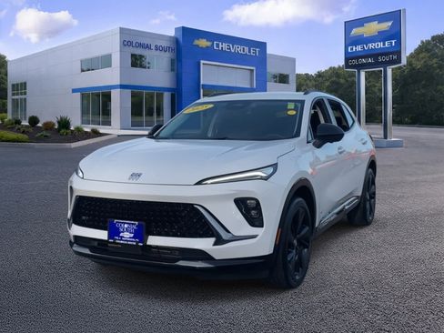 Certified 2025 Buick Envision Sport Touring image 1