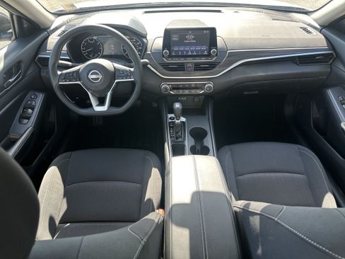 Used 2026 Nissan Altima 2.5 SV FWD image 22