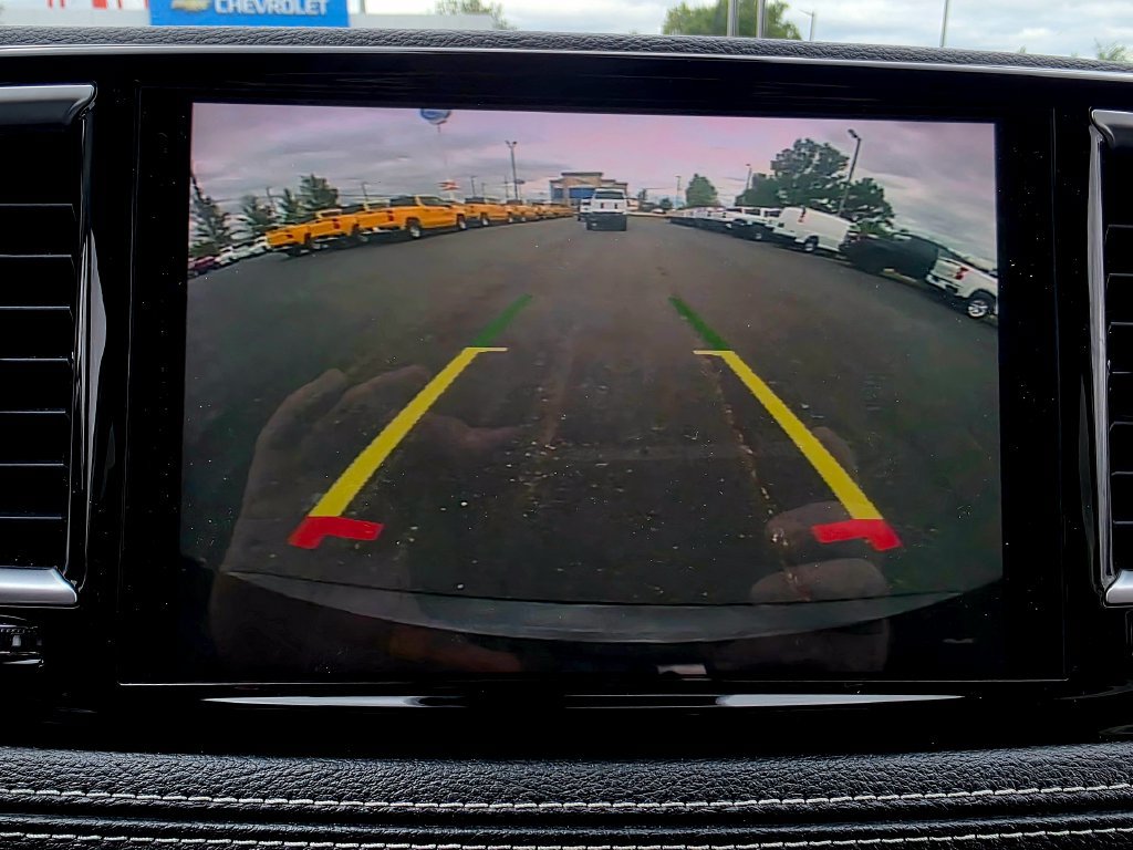 Used 2023 Chrysler Pacifica Limited FWD image 64