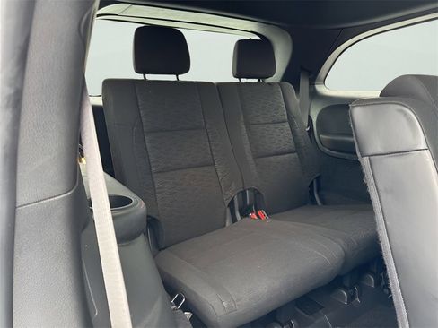 Used 2023 Dodge Durango SXT w/ SXT Blacktop Group image 11