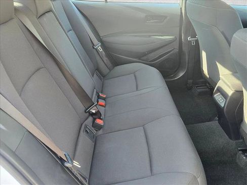 Used 2025 Toyota Corolla LE image 19