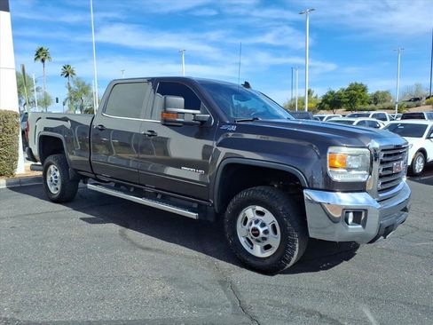 Used 2016 GMC Sierra 2500 SLE w/ SLE Preferred Package image 3