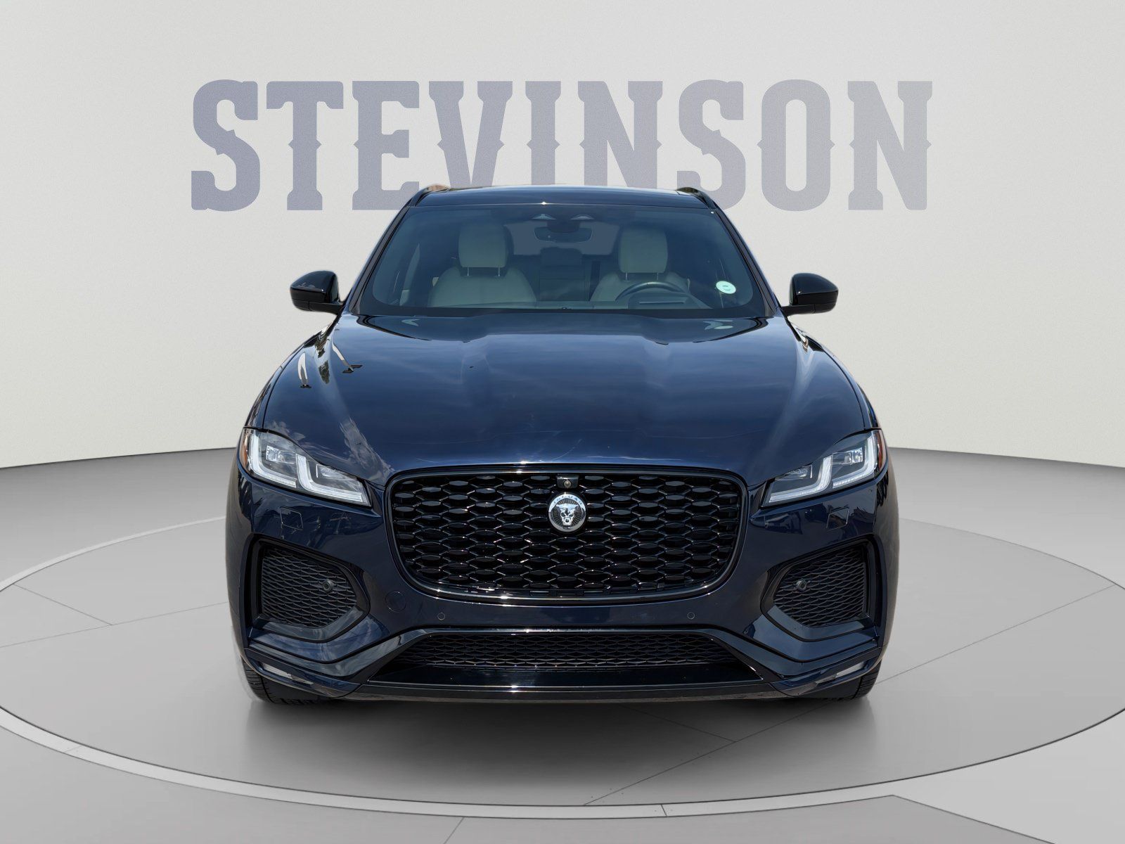 Used 2026 Jaguar F-PACE R-Dynamic S AWD/4WD image 8