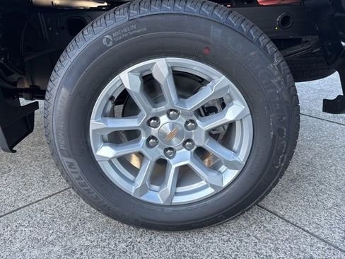 New 2026 Chevrolet Silverado 1500 LT image 12