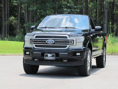 Used 2018 Ford F150 Limited w/ Trailer Tow Package AWD/4WD image 11