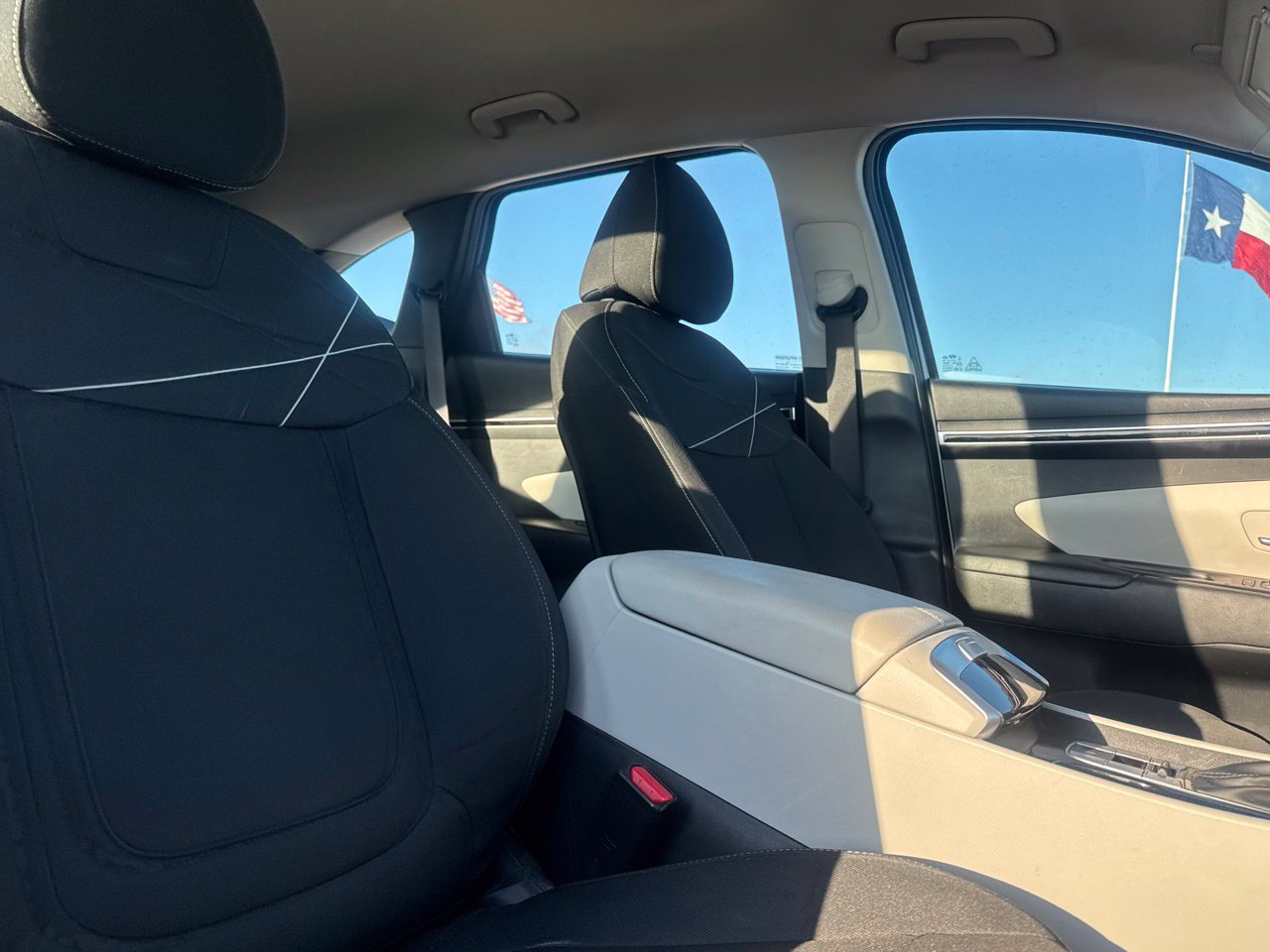 Used 2022 Hyundai Tucson SE w/ Cargo Package FWD image 36