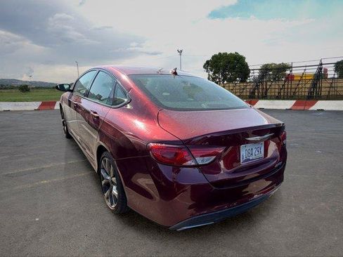 Used 2015 Chrysler 200 S w/ Navigation & Sound Group I FWD image 4