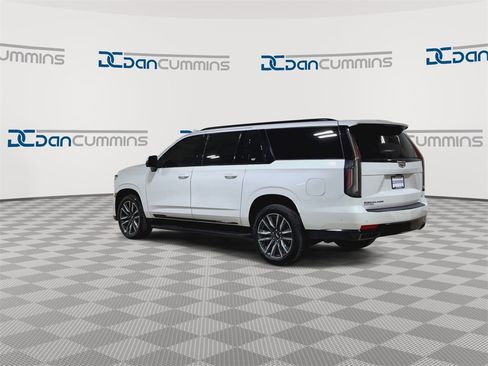 Used 2021 Cadillac Escalade ESV Sport image 6