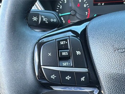 Used 2022 Ford Escape SEL image 17