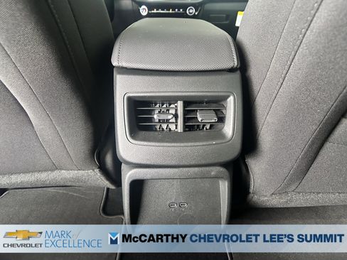 New 2026 Chevrolet Equinox EV LT w/ Comfort Package image 33