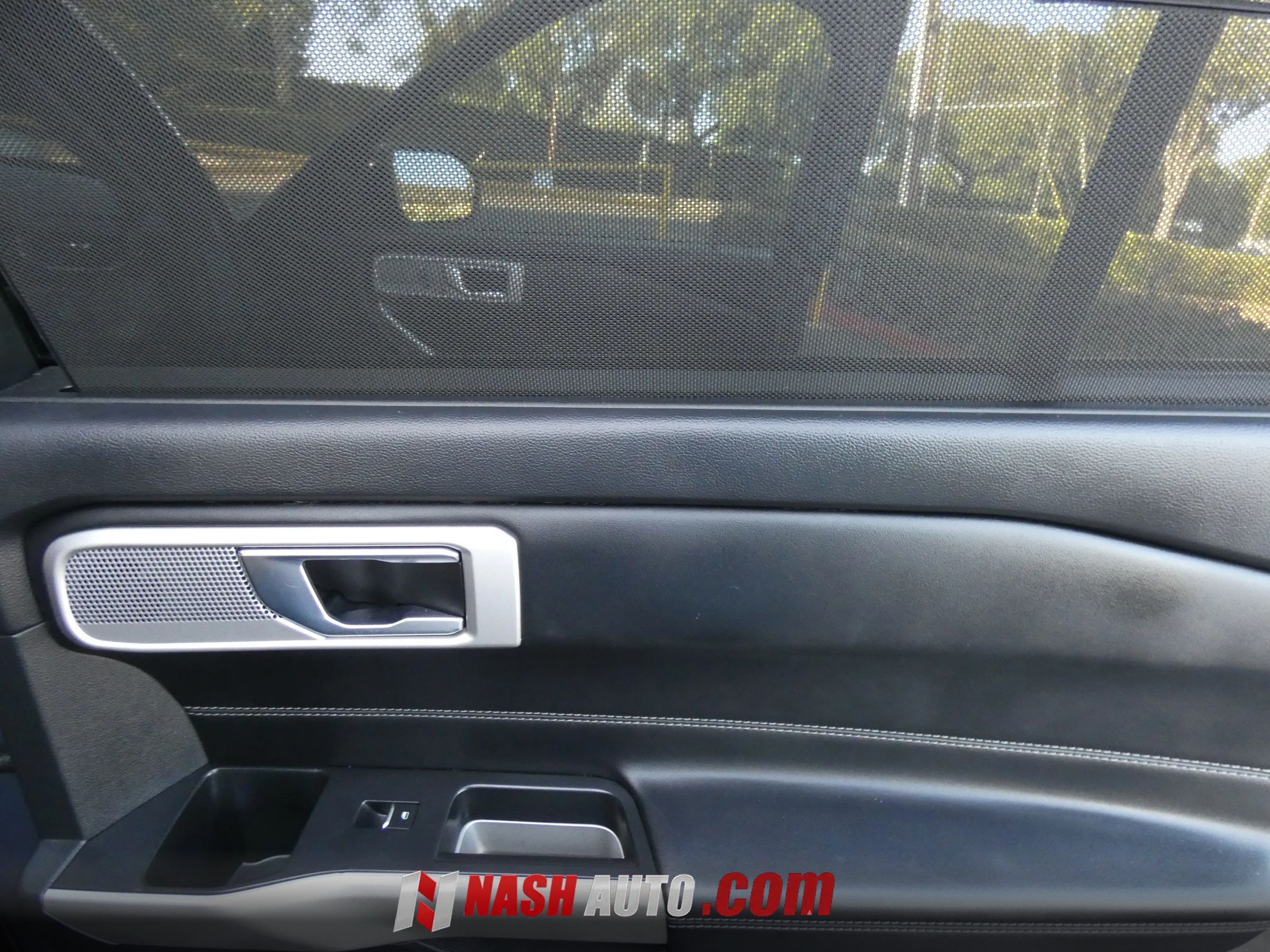 Used 2021 Ford Explorer Limited AWD/4WD image 40