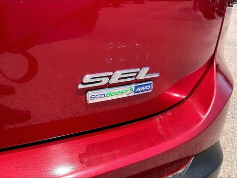 Used 2017 Ford Edge SEL w/ Equipment Group 201A AWD/4WD image 10