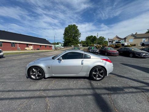 Used 2008 Nissan 350Z Enthusiast w/ Cargo Convenience Pkg RWD image 6
