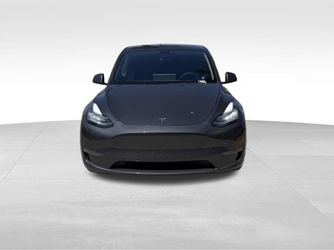 Used 2021 Tesla Model Y Long Range AWD/4WD image 2