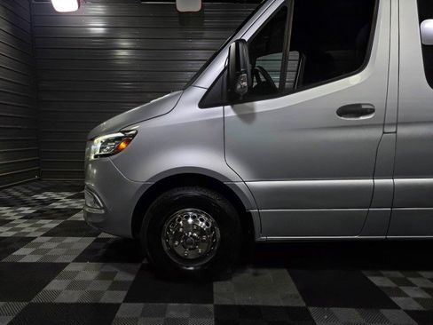 Used 2022 Mercedes-Benz Sprinter 3500 image 30