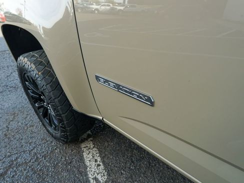 Used 2022 GMC Canyon Elevation w/ Trailering Package AWD/4WD image 8