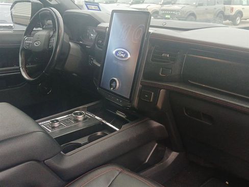Used 2022 Ford Expedition Max Limited AWD/4WD image 9