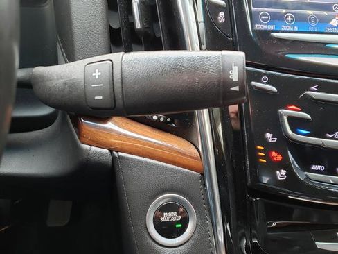 Used 2017 Cadillac Escalade 4WD image 22