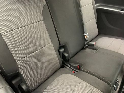Used 2019 Chevrolet Traverse LT w/ LPO, Floor Liner Package image 15