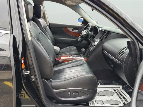 Used 2009 INFINITI FX35 2WD w/ Deluxe Touring Pkg image 13