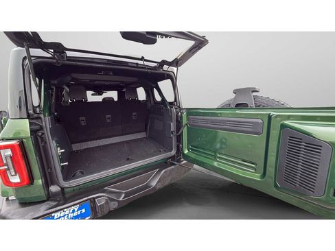 Used 2025 Ford Bronco Outer Banks image 23