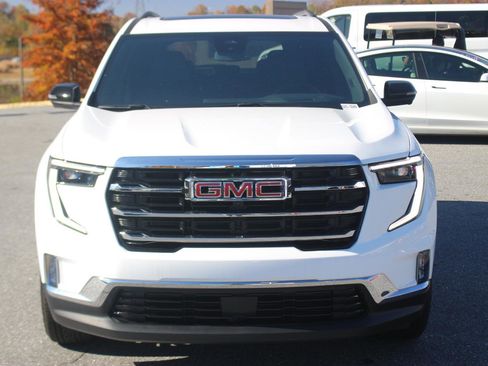 New 2025 GMC Acadia Elevation w/ Elevation Premium Package FWD image 2