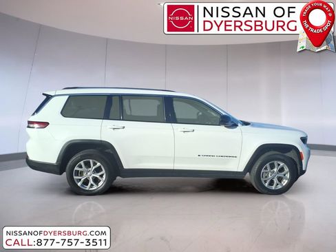 Used 2023 Jeep Grand Cherokee L Limited w/ Luxury Tech Group II image 2