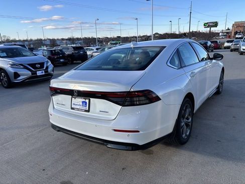 Certified 2023 Honda Accord EX-L image 5