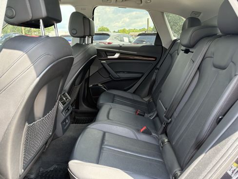 Used 2019 Audi Q5 2.0T Premium Plus w/ Premium Plus Package AWD/4WD image 5