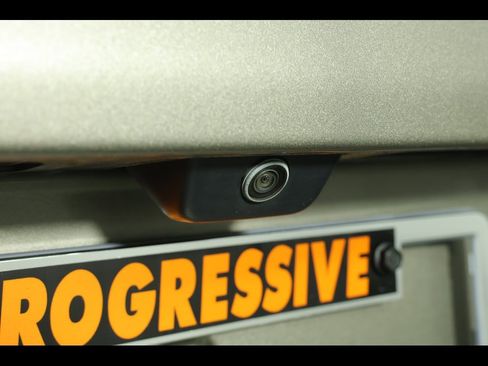 Used 2020 Jeep Cherokee Latitude w/ Cold Weather Group image 27